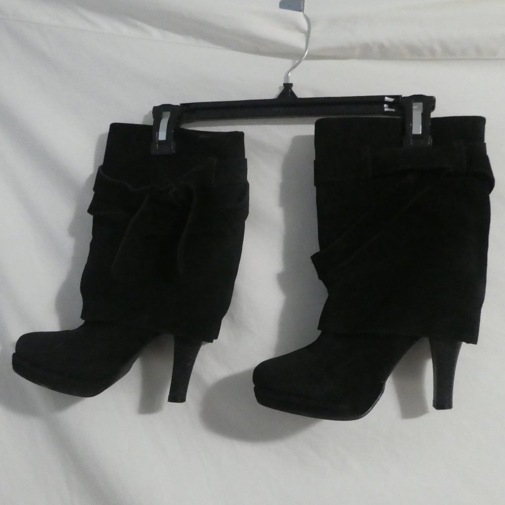 RESTRICTED | size 7.5 | Suede Heeled Boot
